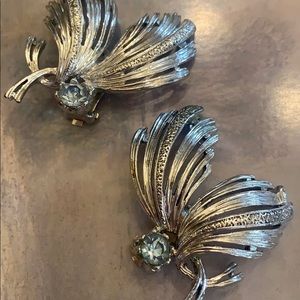 Emmons vintage earrings